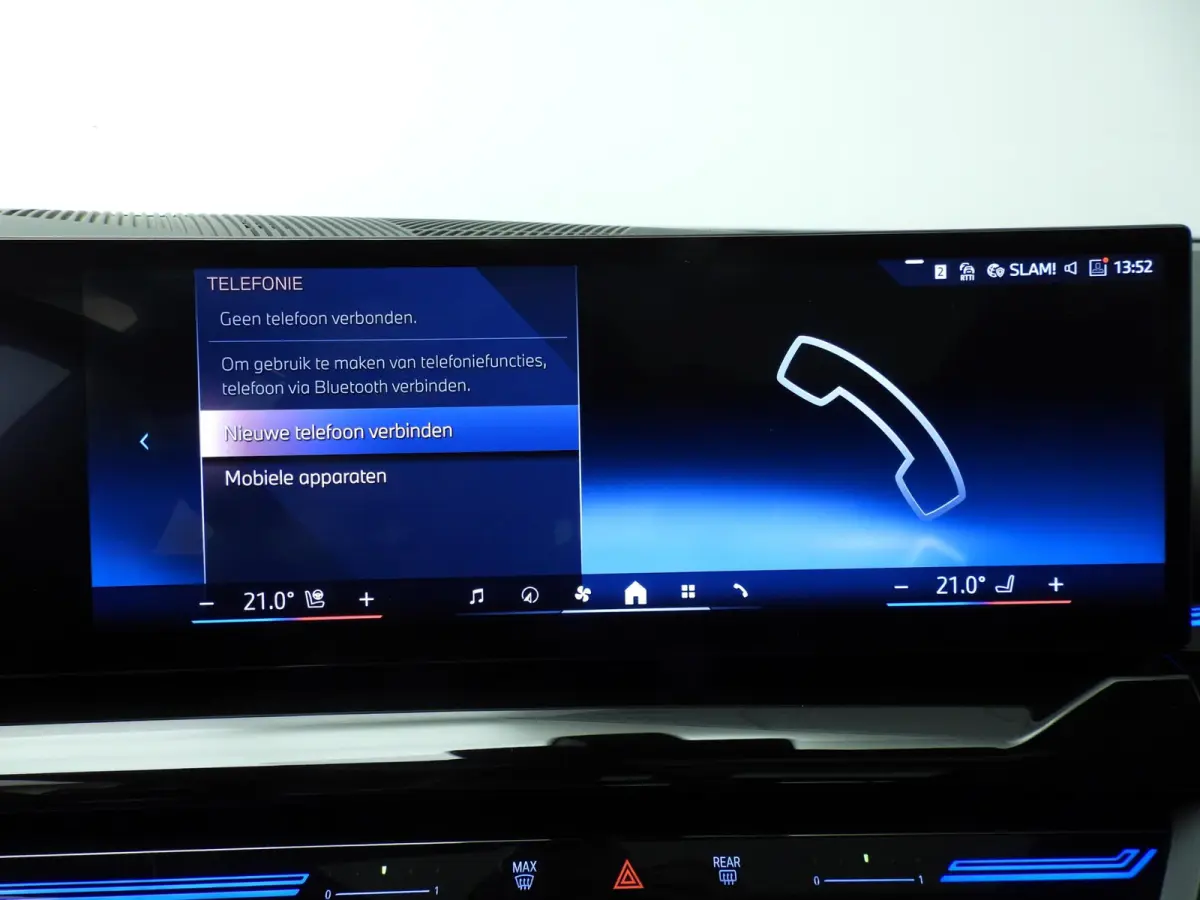 540d xDrive | M-Sportpakket | LED | Leder | HUD | Active cruise | Trekhaak | Panoramadak | Comfortzetels | DAB | Harman-kardon sound | Alu 21 inch