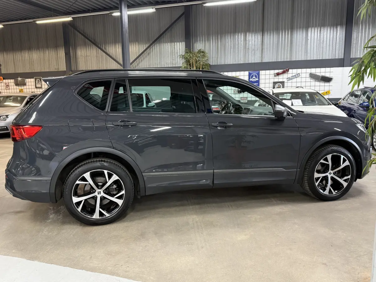 1.4 TSI e-Hybrid PHEV FR Business Intense // Leer // Led // Keyless