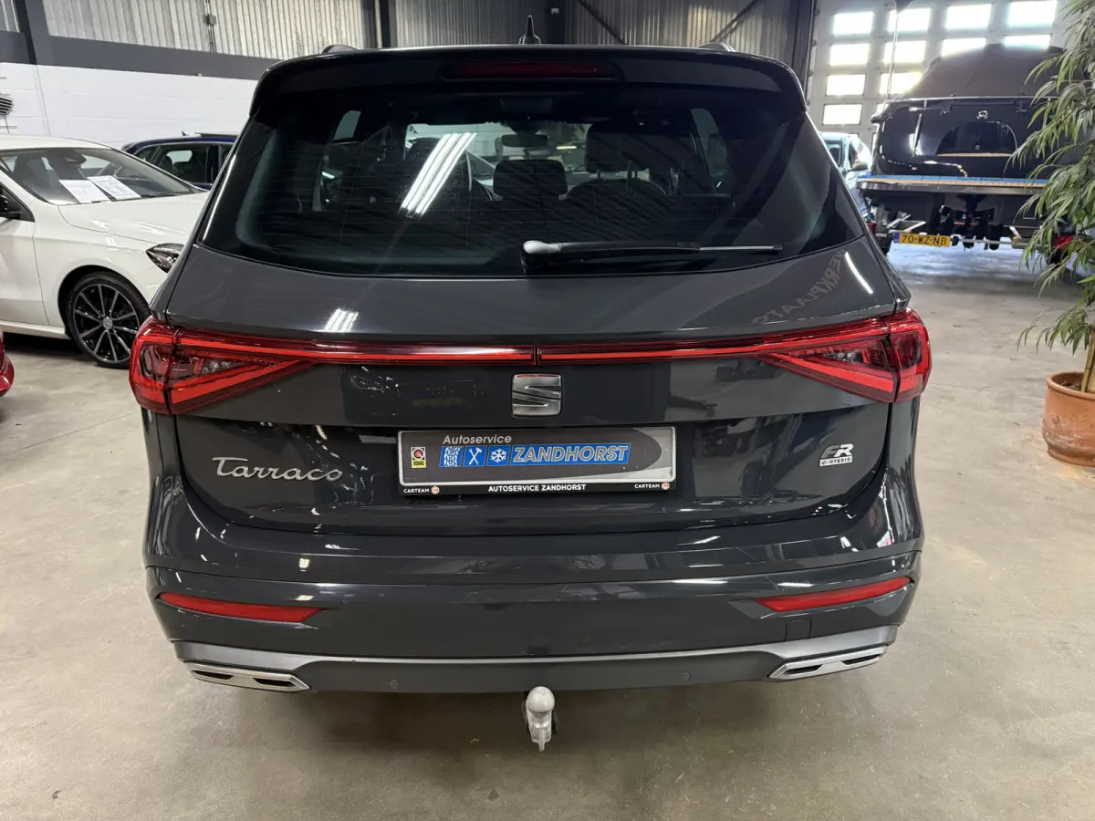 1.4 TSI e-Hybrid PHEV FR Business Intense // Leer // Led // Keyless