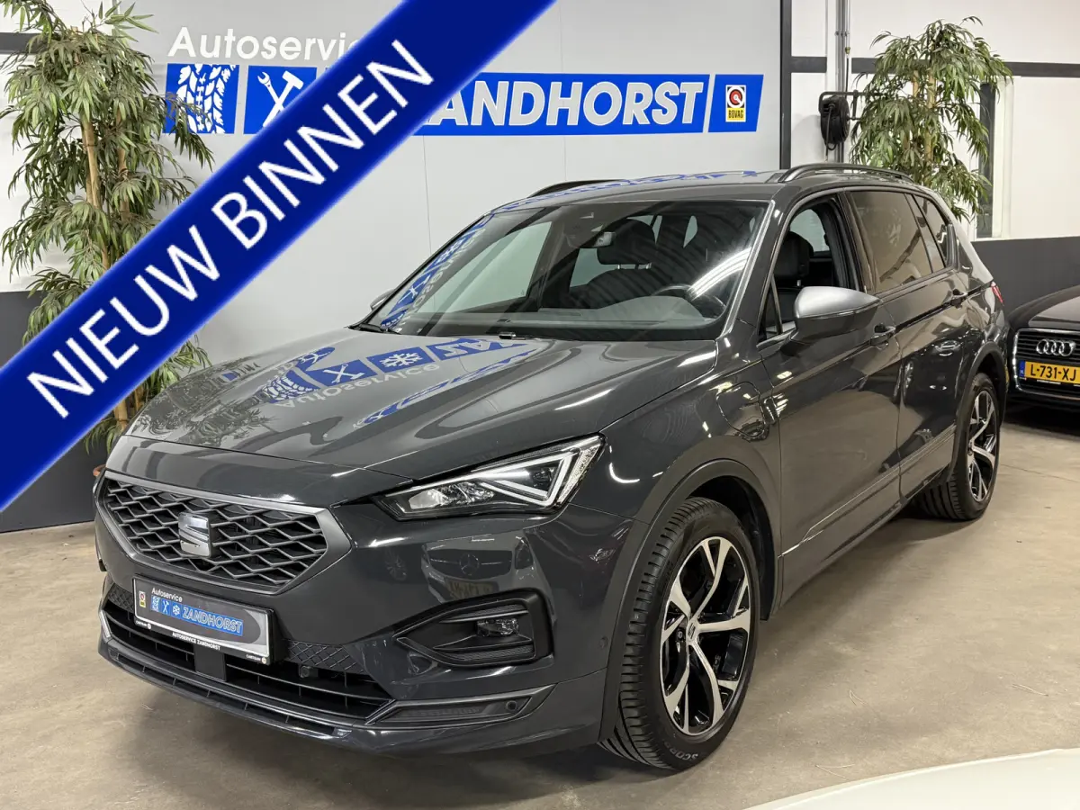 1.4 TSI e-Hybrid PHEV FR Business Intense // Leer // Led // Keyless