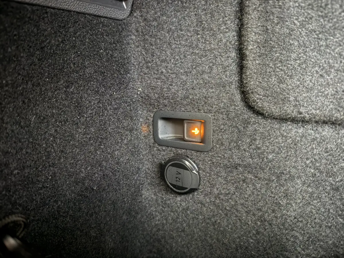1.4 TSI e-Hybrid PHEV FR Business Intense // Leer // Led // Keyless