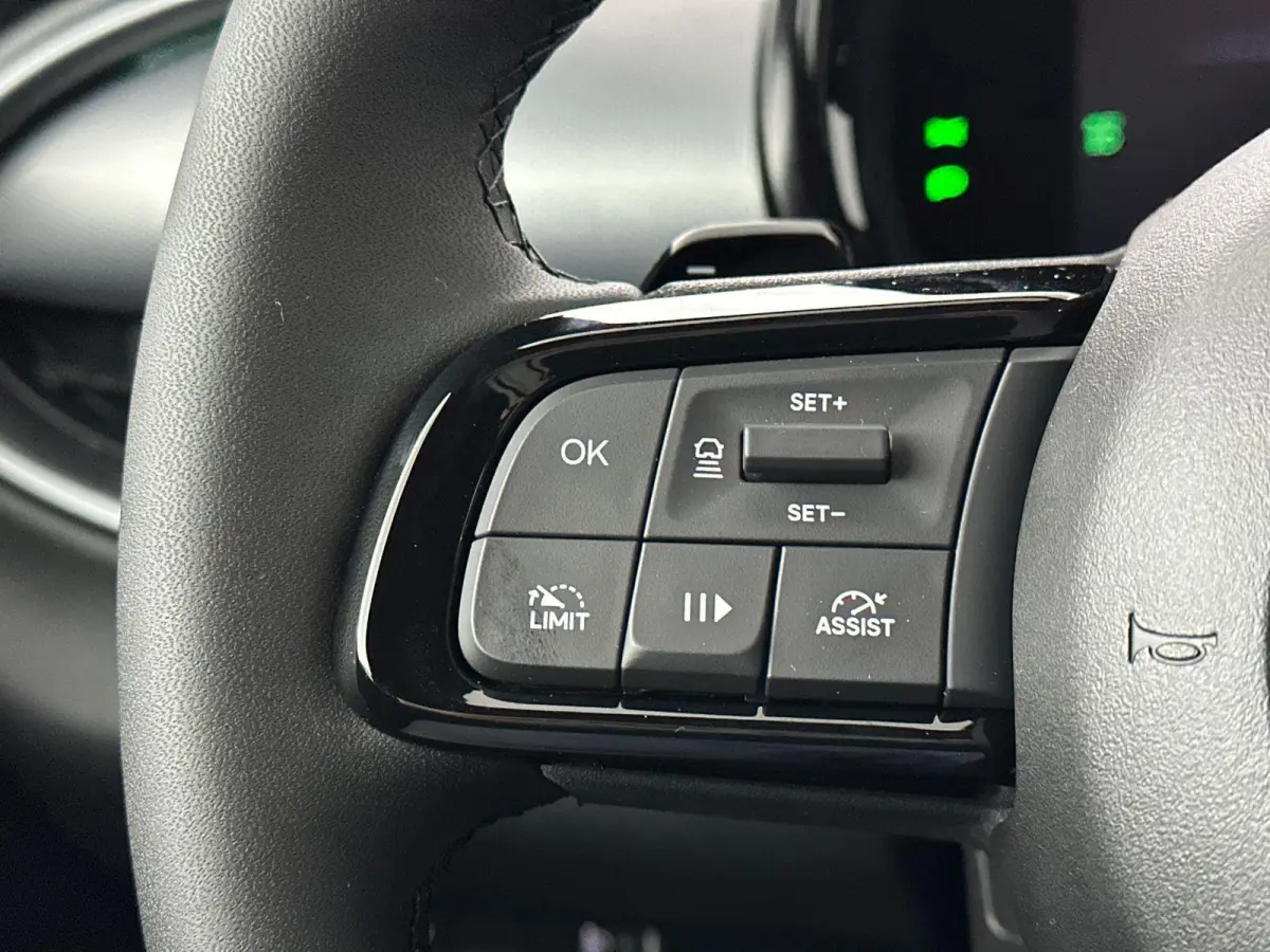 1.2 Hybrid Sport | Camera | Navigatie | LMW | Adaptive Cruise Control | Apple Carplay | Sensoren Voor+Achter | 145PK | Elektrische Achterklep | Tot 8 jaar speciale Garantie!