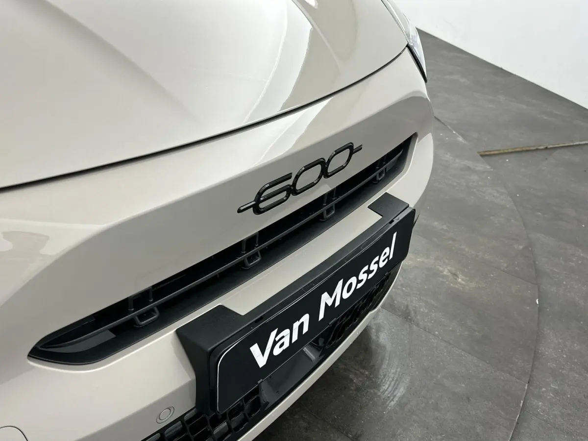 1.2 Hybrid Sport | Camera | Navigatie | LMW | Adaptive Cruise Control | Apple Carplay | Sensoren Voor+Achter | 145PK | Elektrische Achterklep | Tot 8 jaar speciale Garantie!