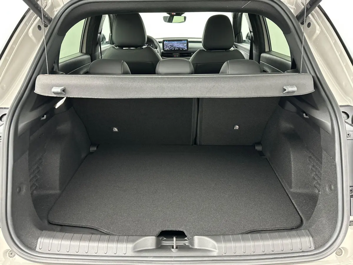 1.2 Hybrid Sport | Camera | Navigatie | LMW | Adaptive Cruise Control | Apple Carplay | Sensoren Voor+Achter | 145PK | Elektrische Achterklep | Tot 8 jaar speciale Garantie!