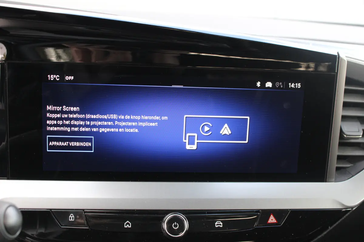GS 54 kWh | Fase 3 laden | Navigatie | Camera | Stuurverwarming | Apple carplay | Bluetooth | 12.650km |