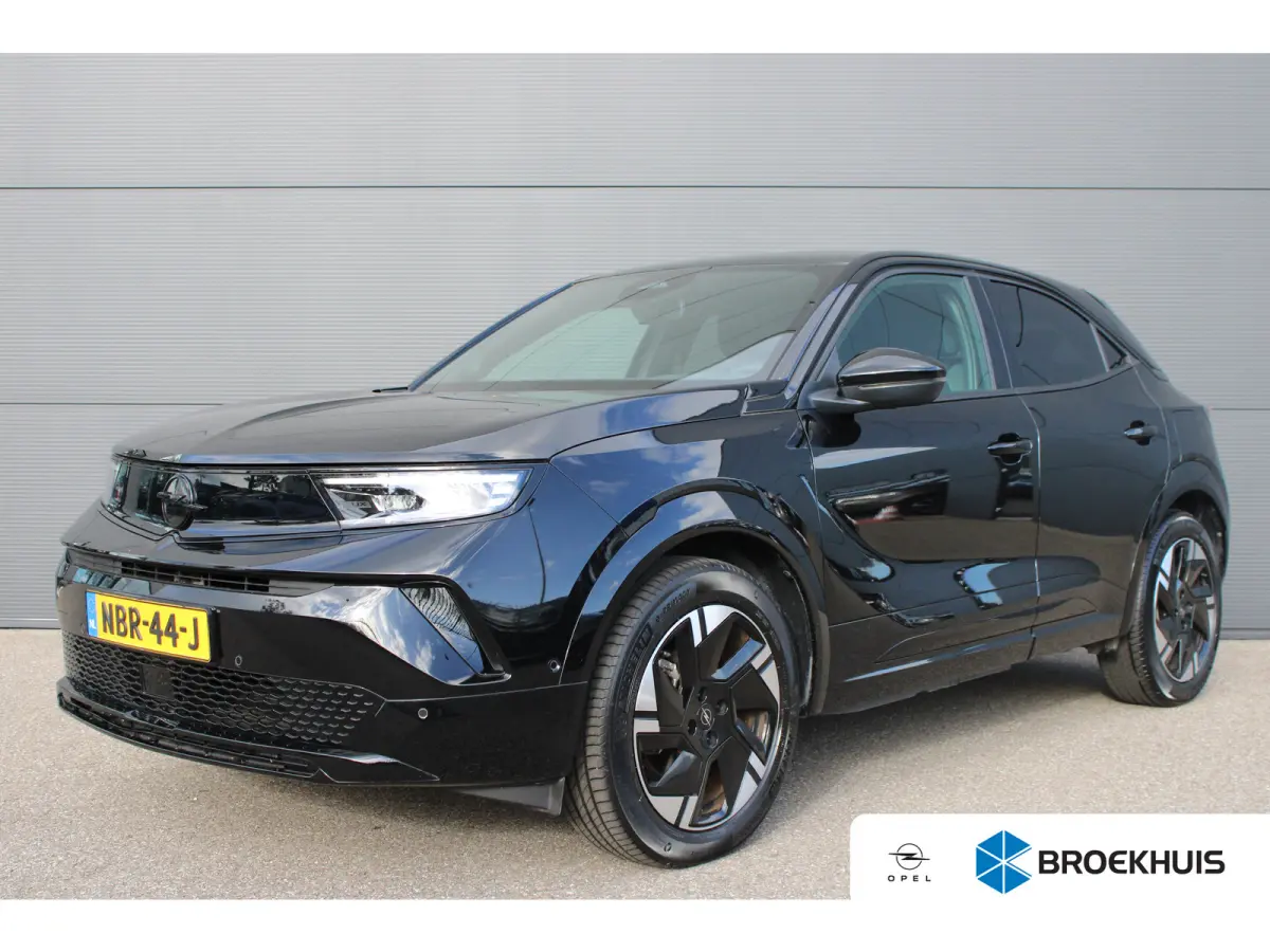 GS 54 kWh | Fase 3 laden | Navigatie | Camera | Stuurverwarming | Apple carplay | Bluetooth | 12.650km |