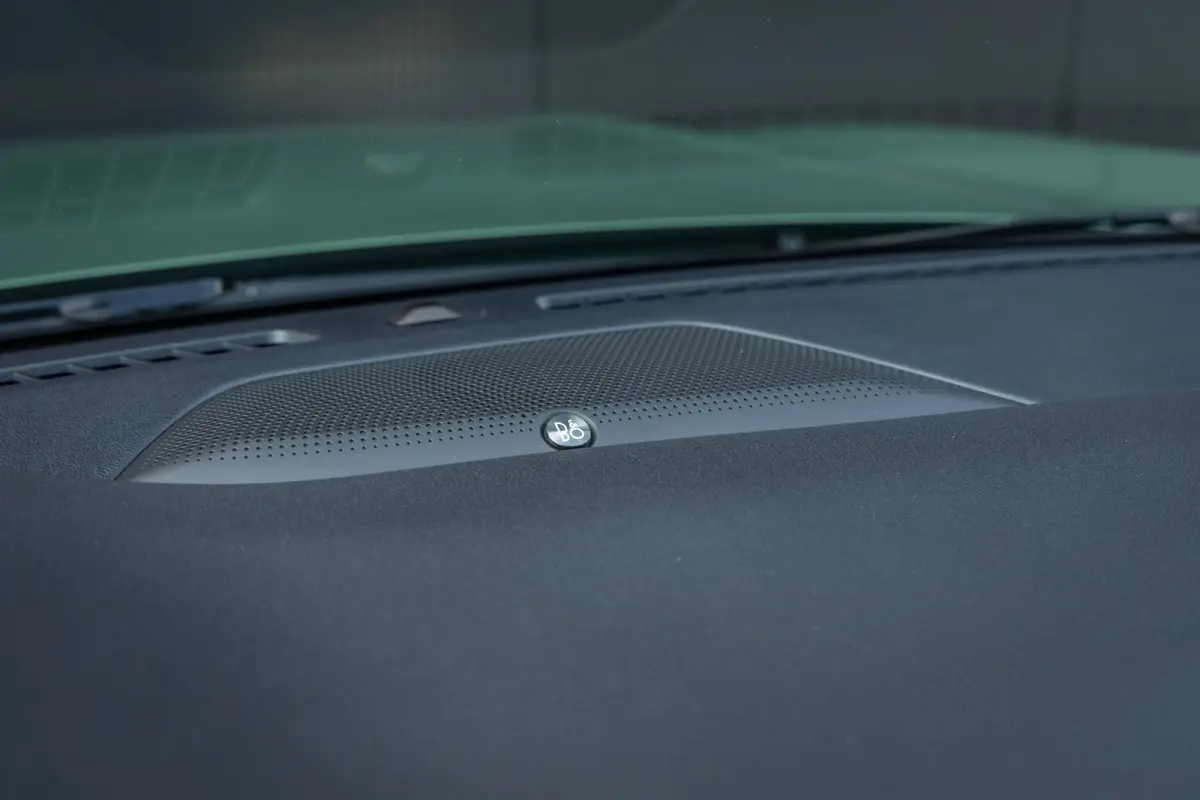2.5 PHEV ST-Line X | Panoramadak | Trekhaak | Matrix LED | AGR-stoelen | Head-up display | B&O Audio | Dodehoek detectie