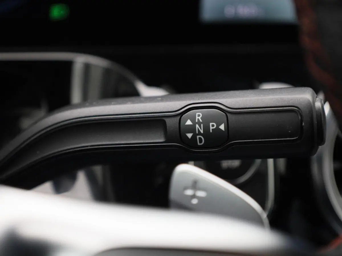 250 e Business Solution AMG Limited | Automaat | Panorama dak | Focal audio | Sfeer verlichting | Apple carplay / Android auto | Virtual cockpit | Camera | Navigatie | Stoel verwarming | DAB