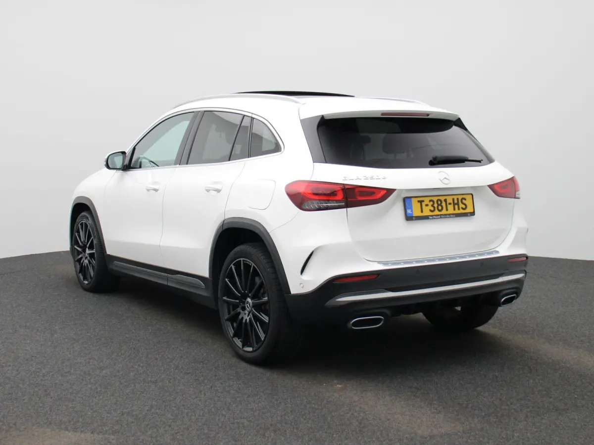 250 e Business Solution AMG Limited | Automaat | Panorama dak | Focal audio | Sfeer verlichting | Apple carplay / Android auto | Virtual cockpit | Camera | Navigatie | Stoel verwarming | DAB