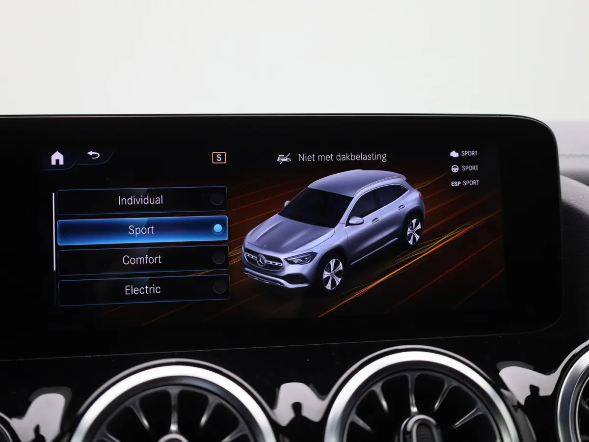 250 e Business Solution AMG Limited | Automaat | Panorama dak | Focal audio | Sfeer verlichting | Apple carplay / Android auto | Virtual cockpit | Camera | Navigatie | Stoel verwarming | DAB