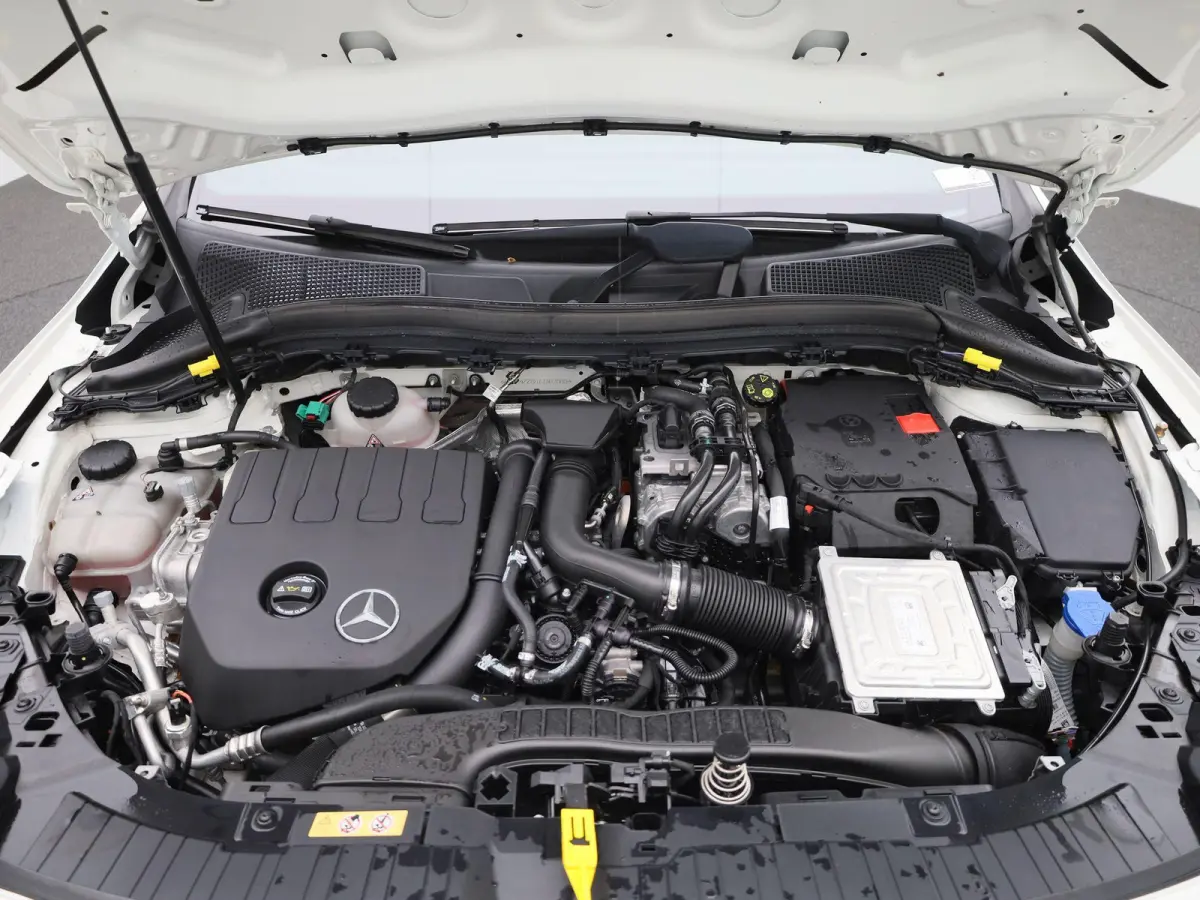 250 e Business Solution AMG Limited | Automaat | Panorama dak | Focal audio | Sfeer verlichting | Apple carplay / Android auto | Virtual cockpit | Camera | Navigatie | Stoel verwarming | DAB
