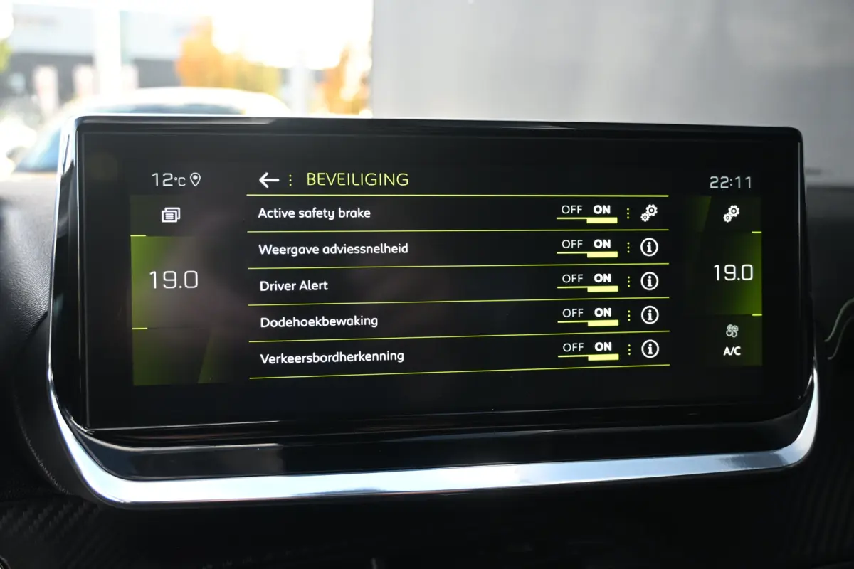 1.2 PureTech GT 155pk | Schuif-/Kanteldak | Adaptive Cruise | Alcantara | Stoelverwarming | Achteruitrijcamera | !!
