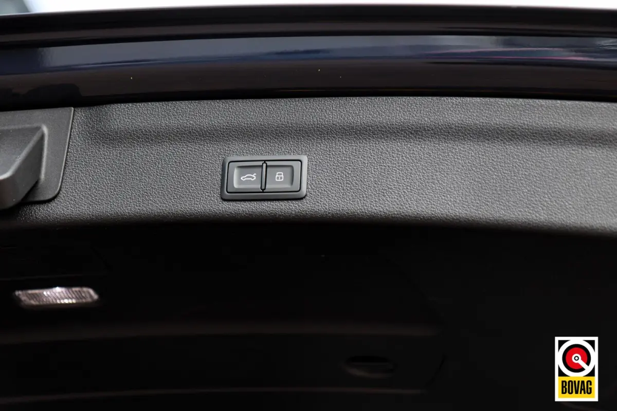 55 TFSIe 3x S-Line Quattro Competition |LED-MATRIX|PANODAK|KEYLESS|CARPLAY|STOELVERW.|TREKHAAK