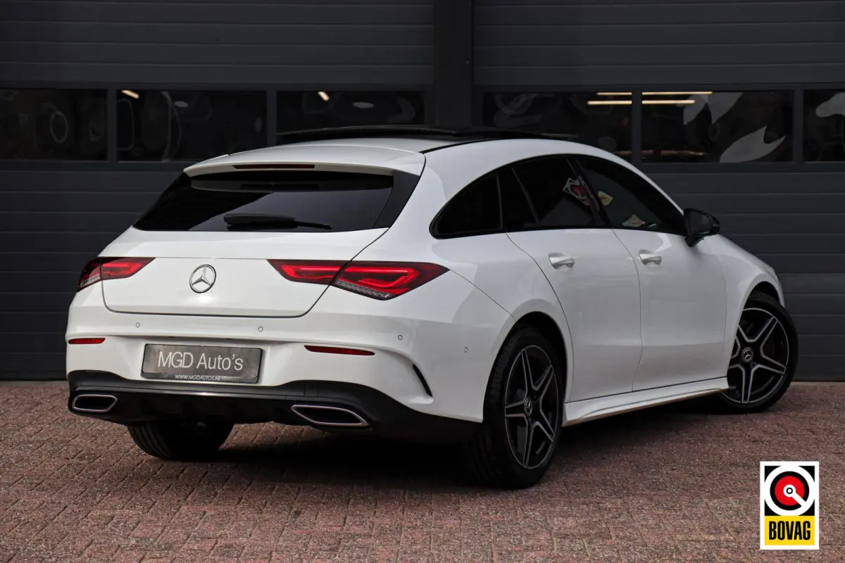 220 AMG-Pakket |LED|PANODAK|SFEERVERL.|BURMESTER|CAMERA|STOELVERW.|ELEK. KLEP