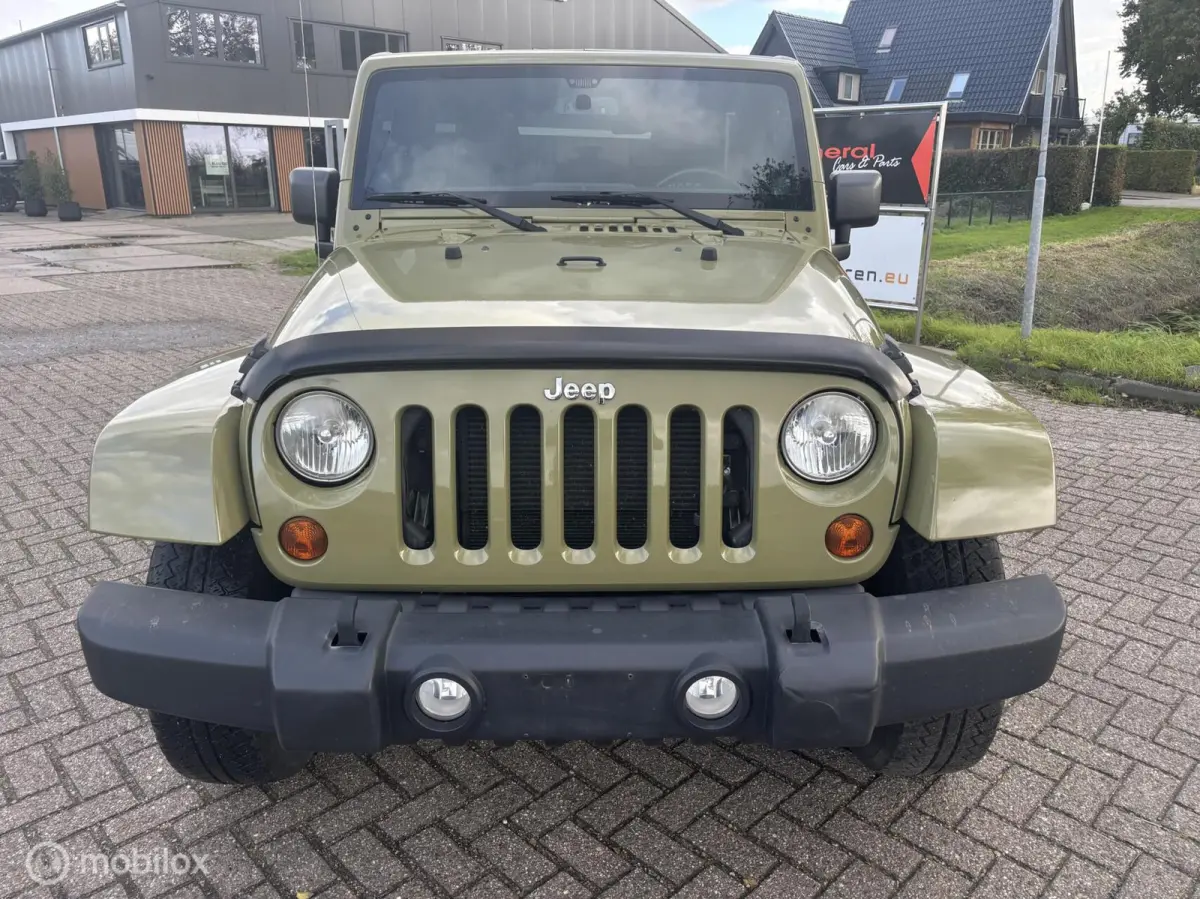Sahara 4dr