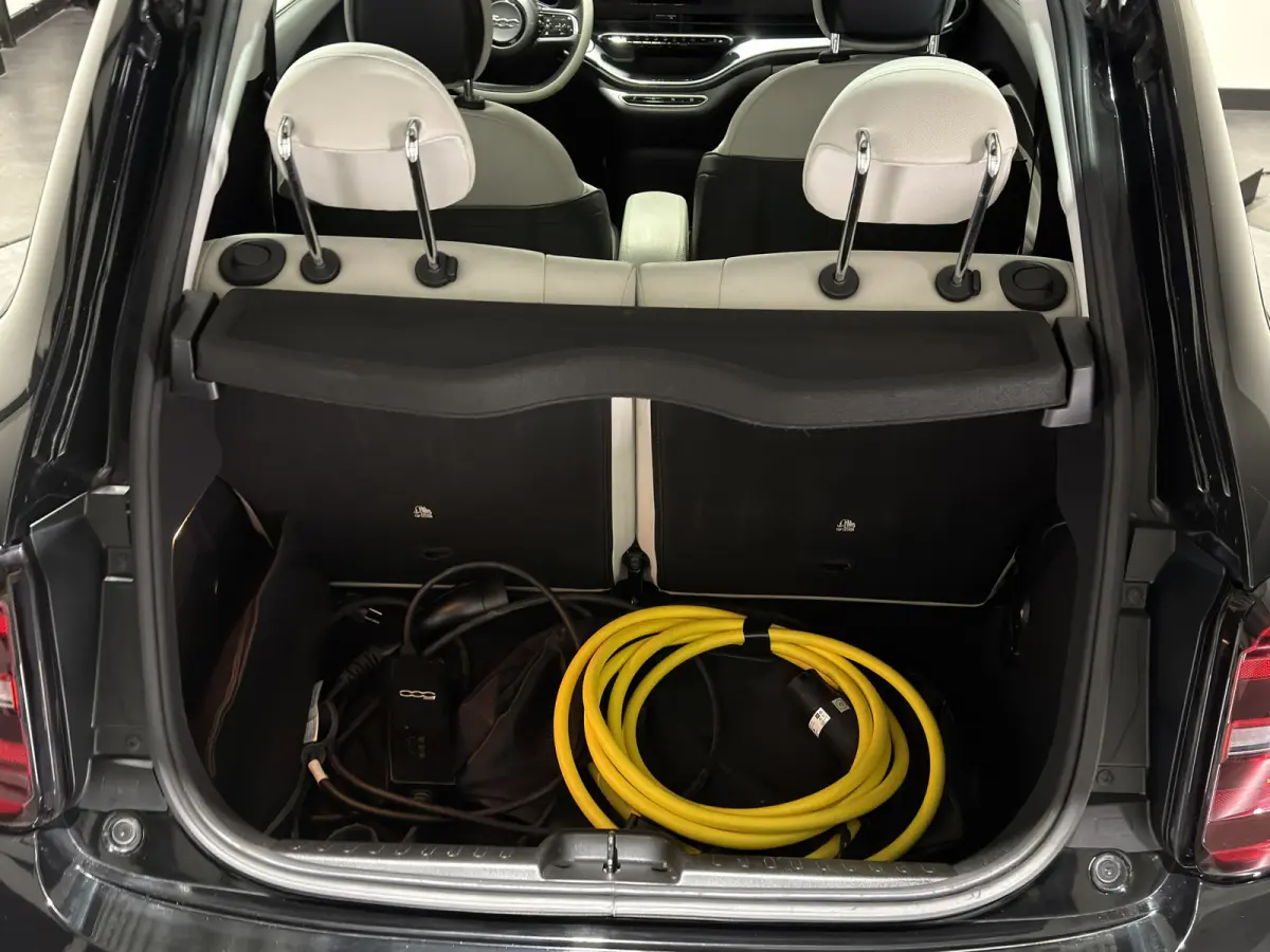 La Prima 42 kWh | JBL! audio | Verwarmbare stoelen | Panorama dak | Full led |