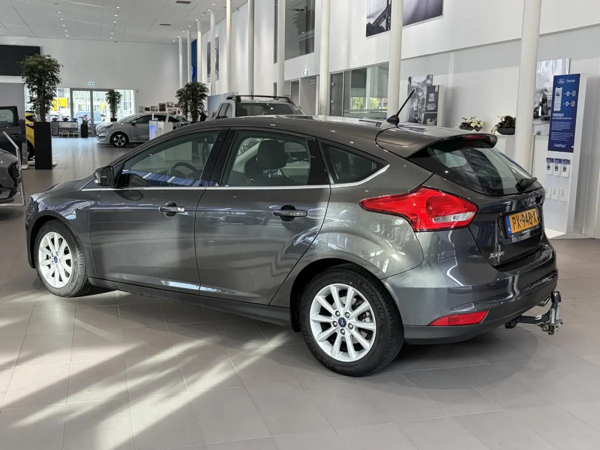 1.5 Titanium VOLLEDIG DEALER ONDERHOUDEN | DISTRIBUTIERIEM AL VERVANGEN | TREKHAAK