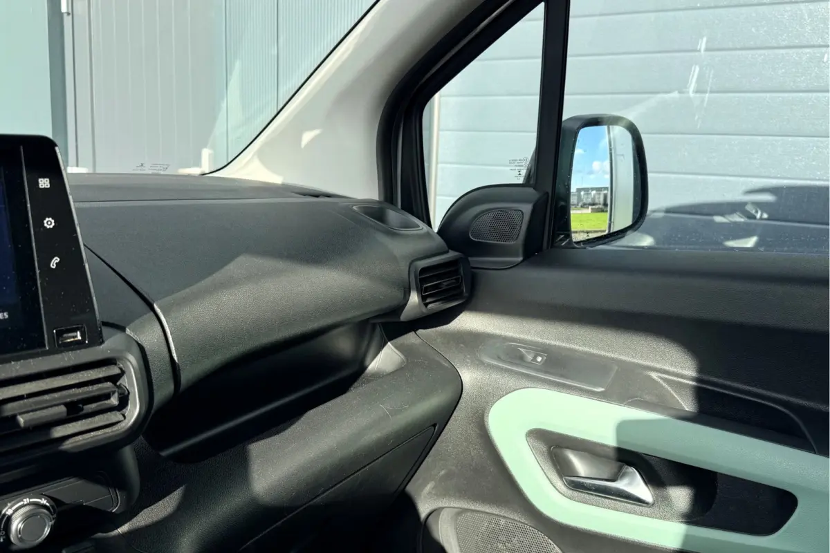 XL Feel 50 kWh TREKHAAK CAMERA CARPLAY 2X SCHUIFDEUR