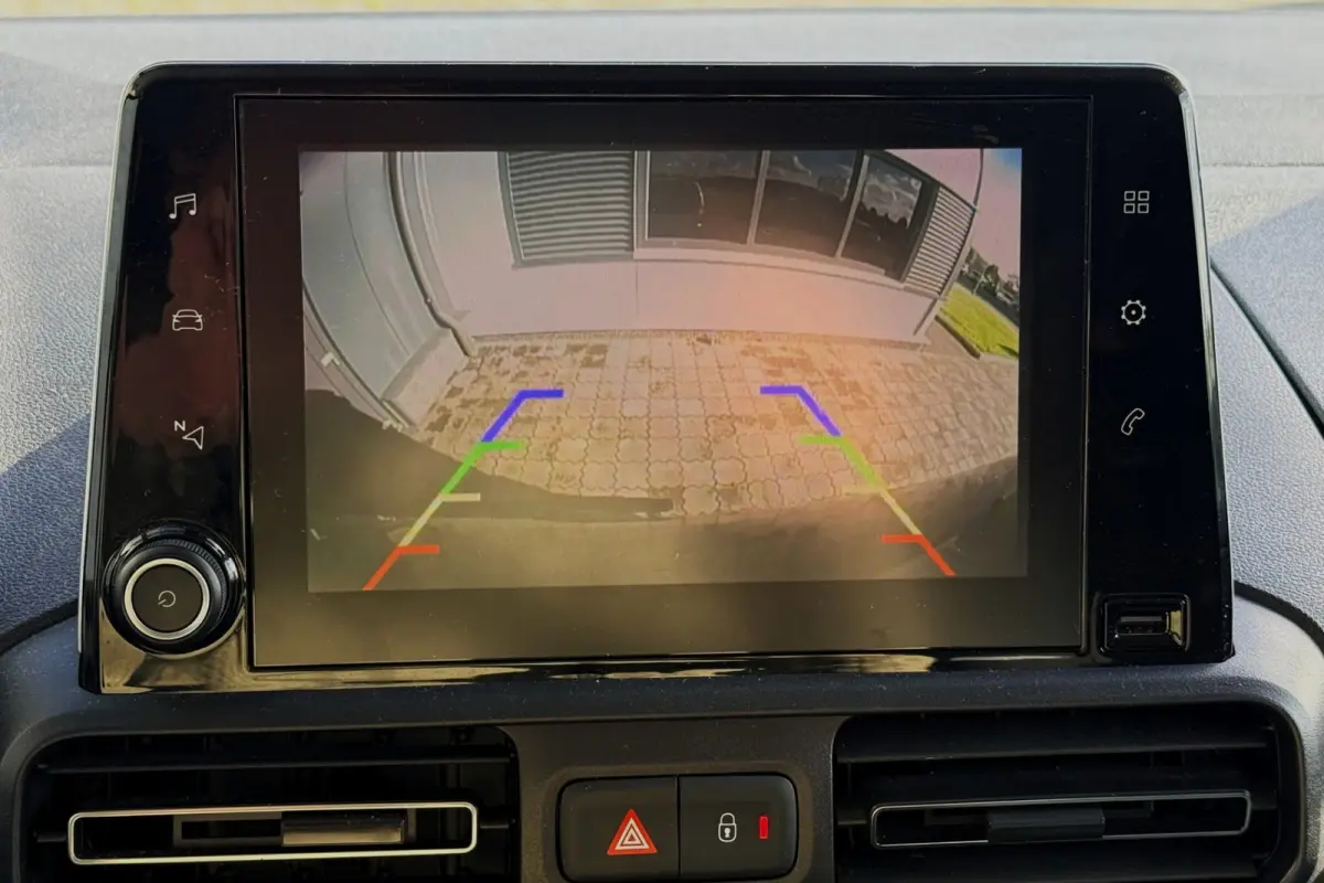 XL Feel 50 kWh TREKHAAK CAMERA CARPLAY 2X SCHUIFDEUR