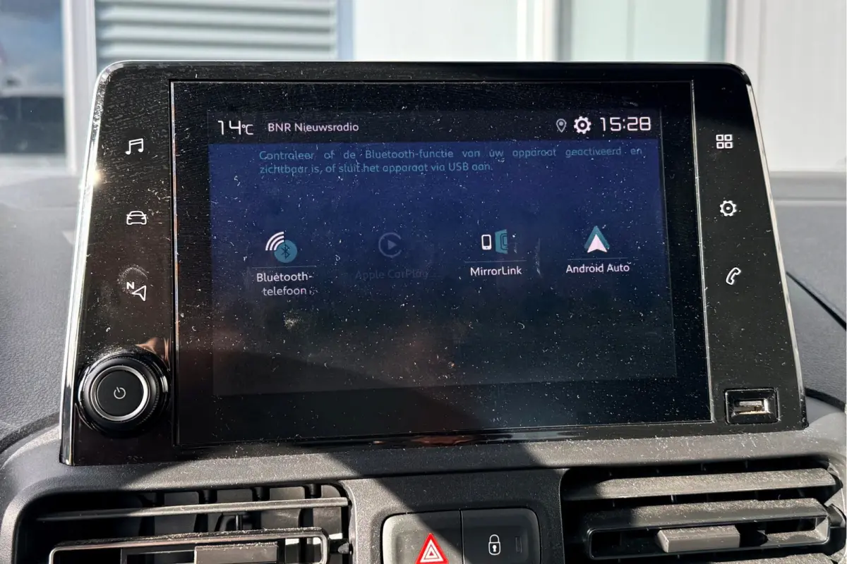 XL Feel 50 kWh TREKHAAK CAMERA CARPLAY 2X SCHUIFDEUR