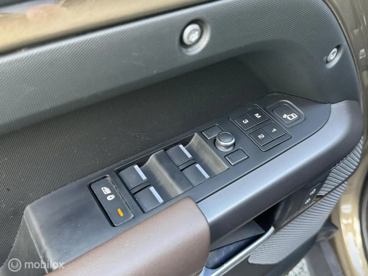 D240 First Edition|NAP|Grijs Kenteken
