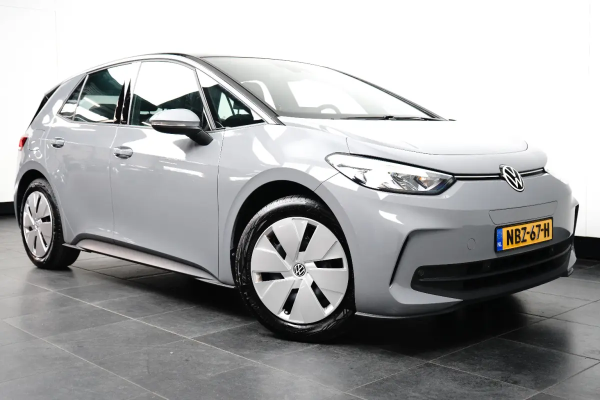 59 kWh 204 pk Pro Business | Electronic climate control | Cruise control adaptief | Apple Carplay |