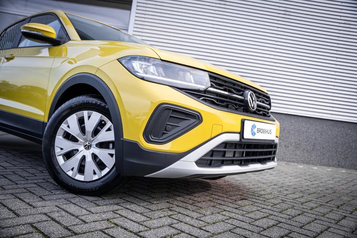 Edition | 'App-Connect' smartphone integratie | Achterlichten LED | Afstandscontrolesysteem (Front Assist)