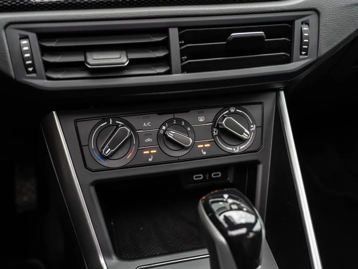 1.0 TSI Style Pano/AppleCarPlay/Stoelverwarming