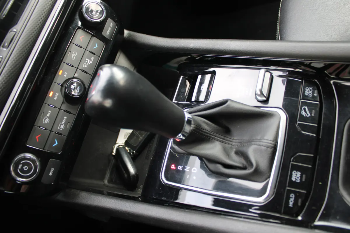 4xe 190 Plug-in Hybrid Night Eagle