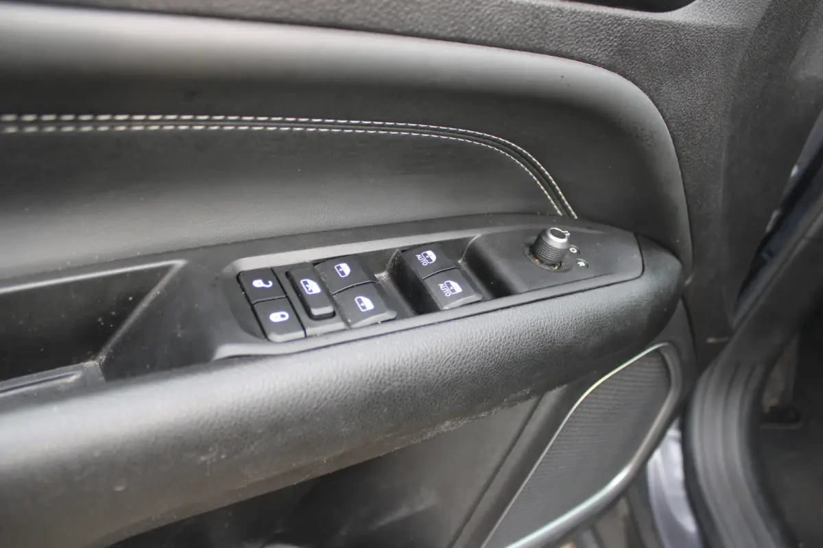 4xe 190 Plug-in Hybrid Night Eagle