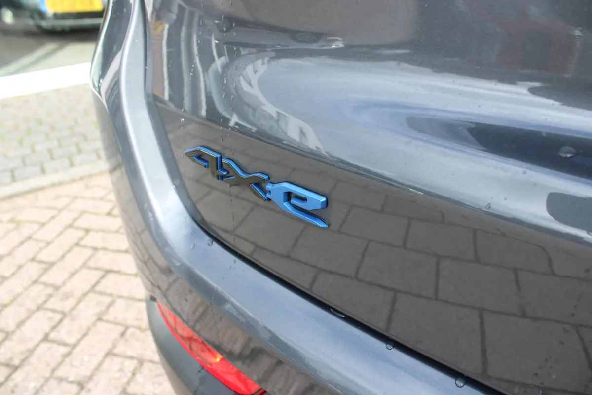 4xe 190 Plug-in Hybrid Night Eagle