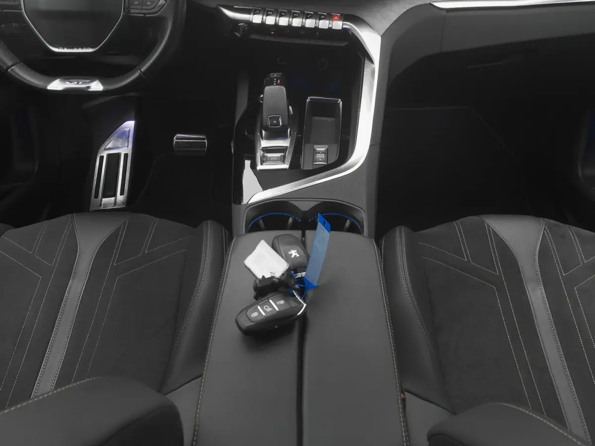 1.2 PureTech 130 PK Automaat GT-Line | CAMERA | ADAPTIVE | KEYLESS
