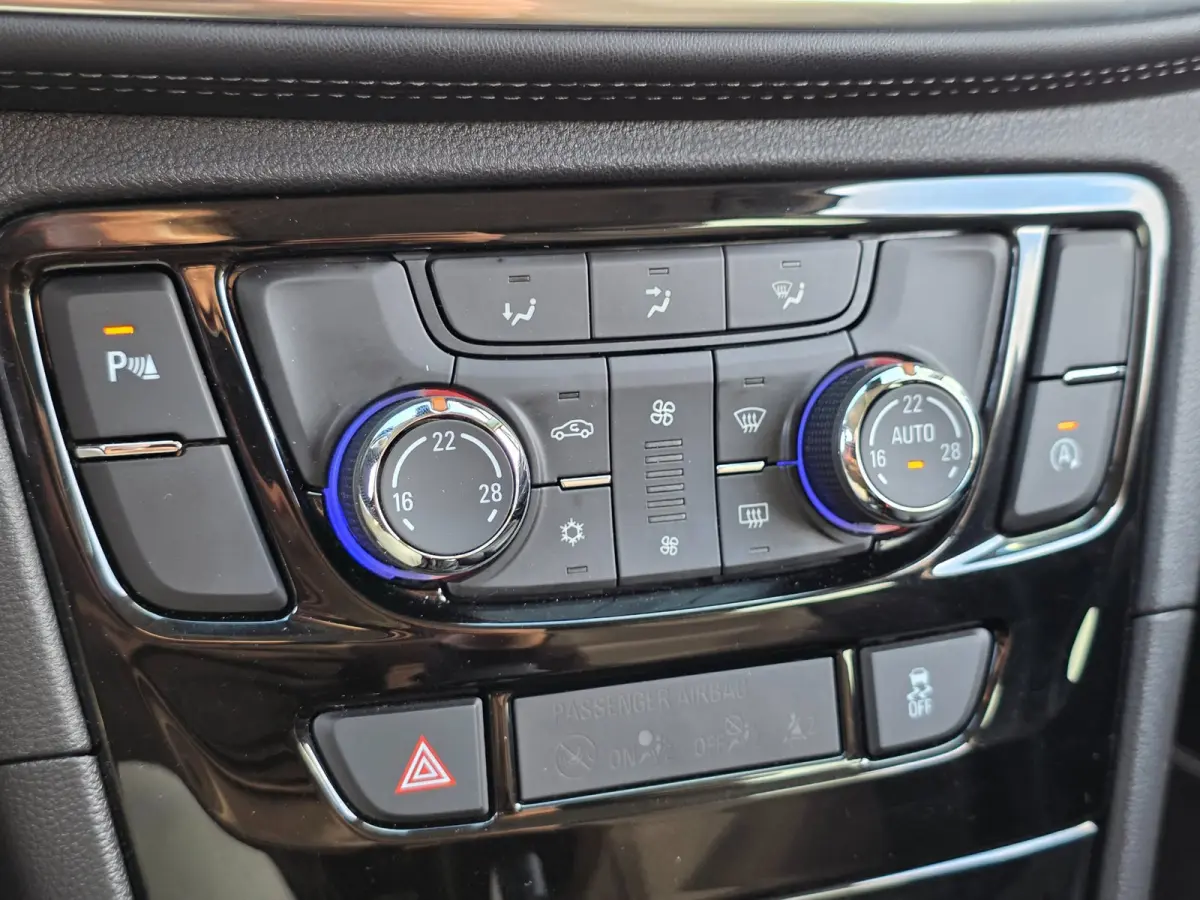 1.4 Turbo Innovation | TREKHAAK | CARPLAY | CAMERA