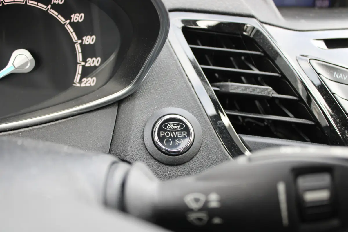1.0 EcoBoost Titanium