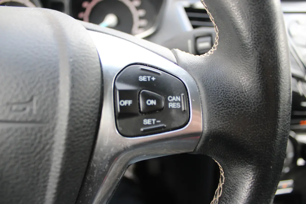 1.0 EcoBoost Titanium