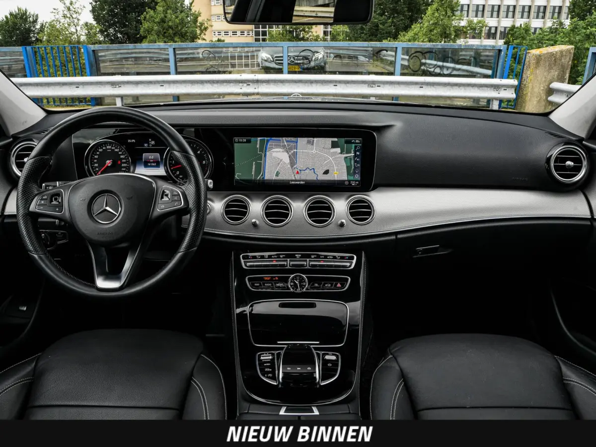 350 d