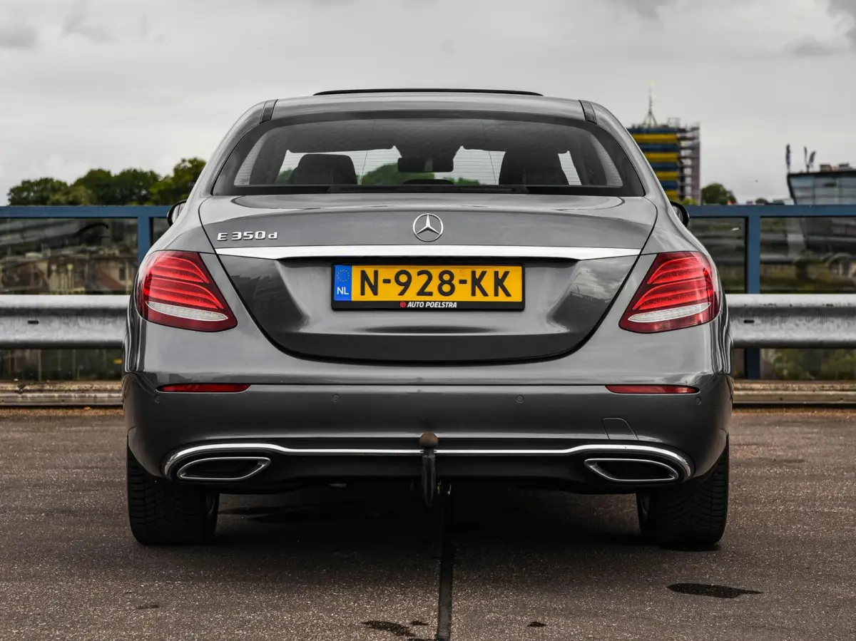 350 d