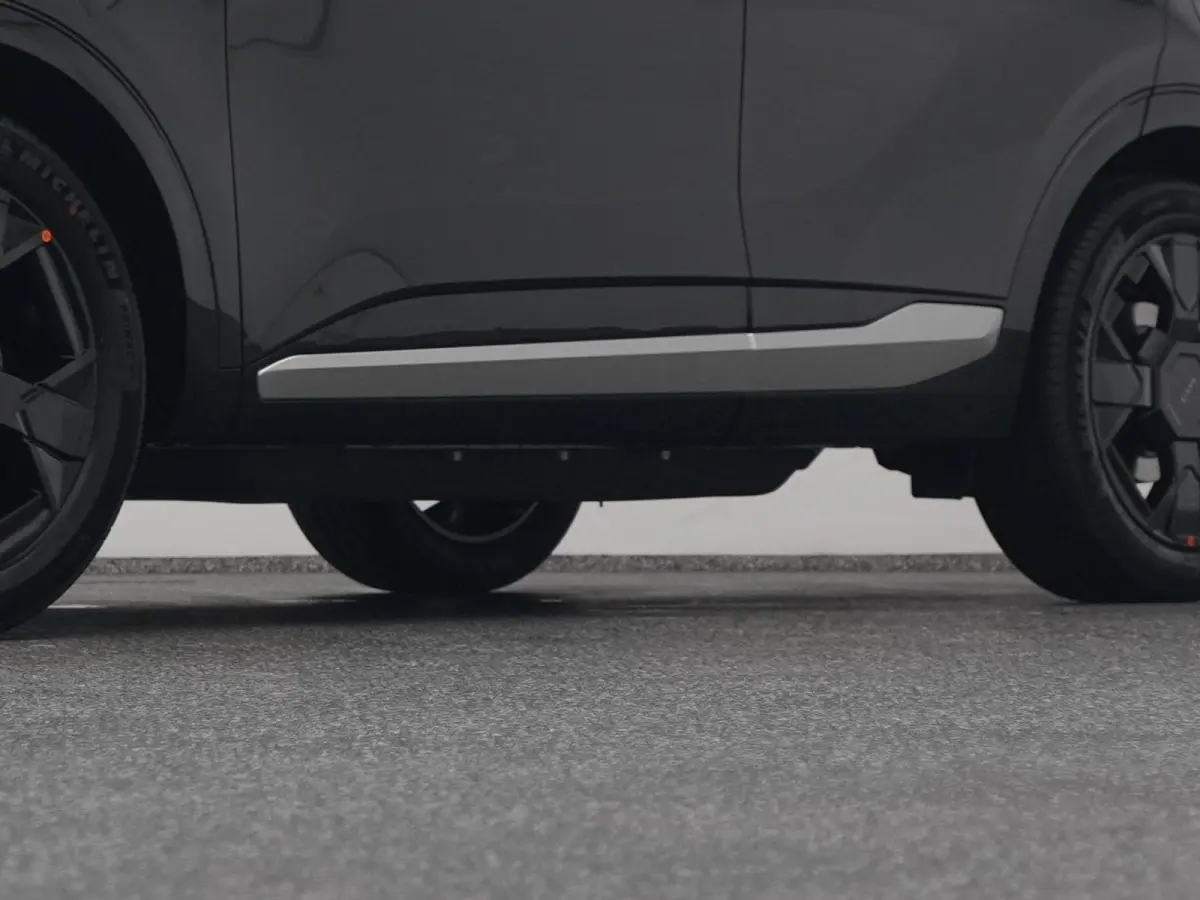 1.6 T-GDi Plug-in Hybrid DynamicLine | CAMERA | ADAPTIVE | STOEL- EN STUURVERW.