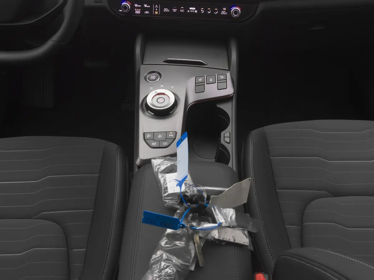 1.6 T-GDi Plug-in Hybrid DynamicLine | CAMERA | ADAPTIVE | STOEL- EN STUURVERW.
