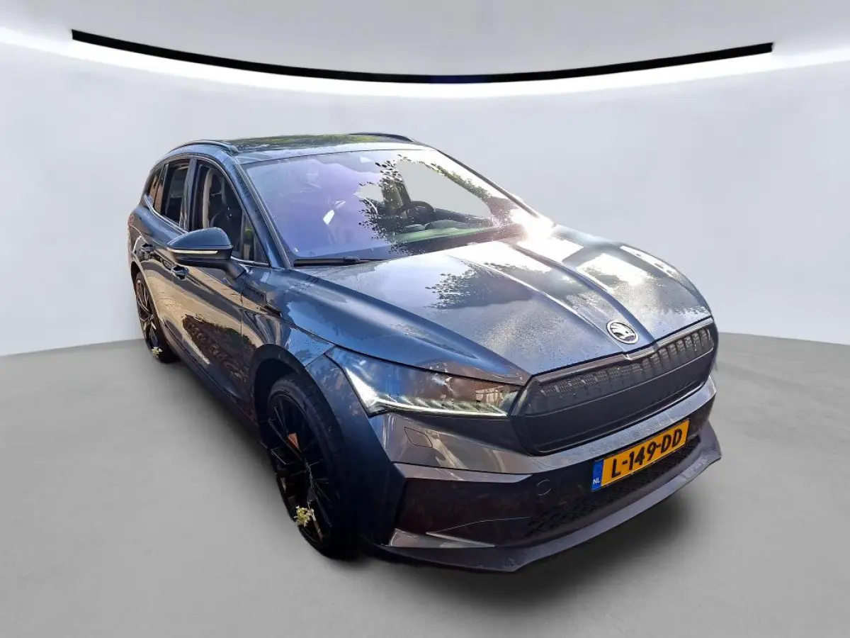 80 First Edition 204PK | WARMTEPOMP | EL. TREKHAAK | LEDER | MATRIX LED | EL. BEST.STOEL |  CARPLAY | CAMERA