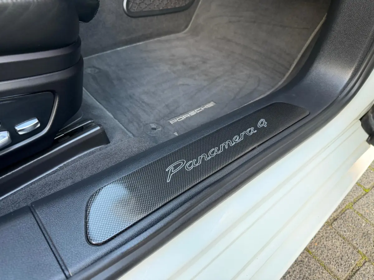 2.9 4 E-Hybrid | Pano | Burmester | Memory Seats | Keyless |