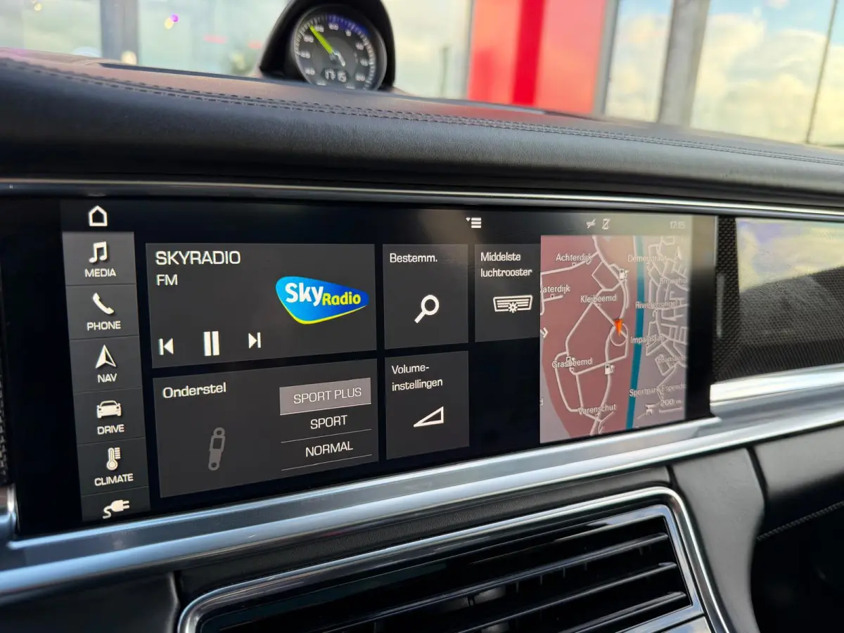 2.9 4 E-Hybrid | Pano | Burmester | Memory Seats | Keyless |