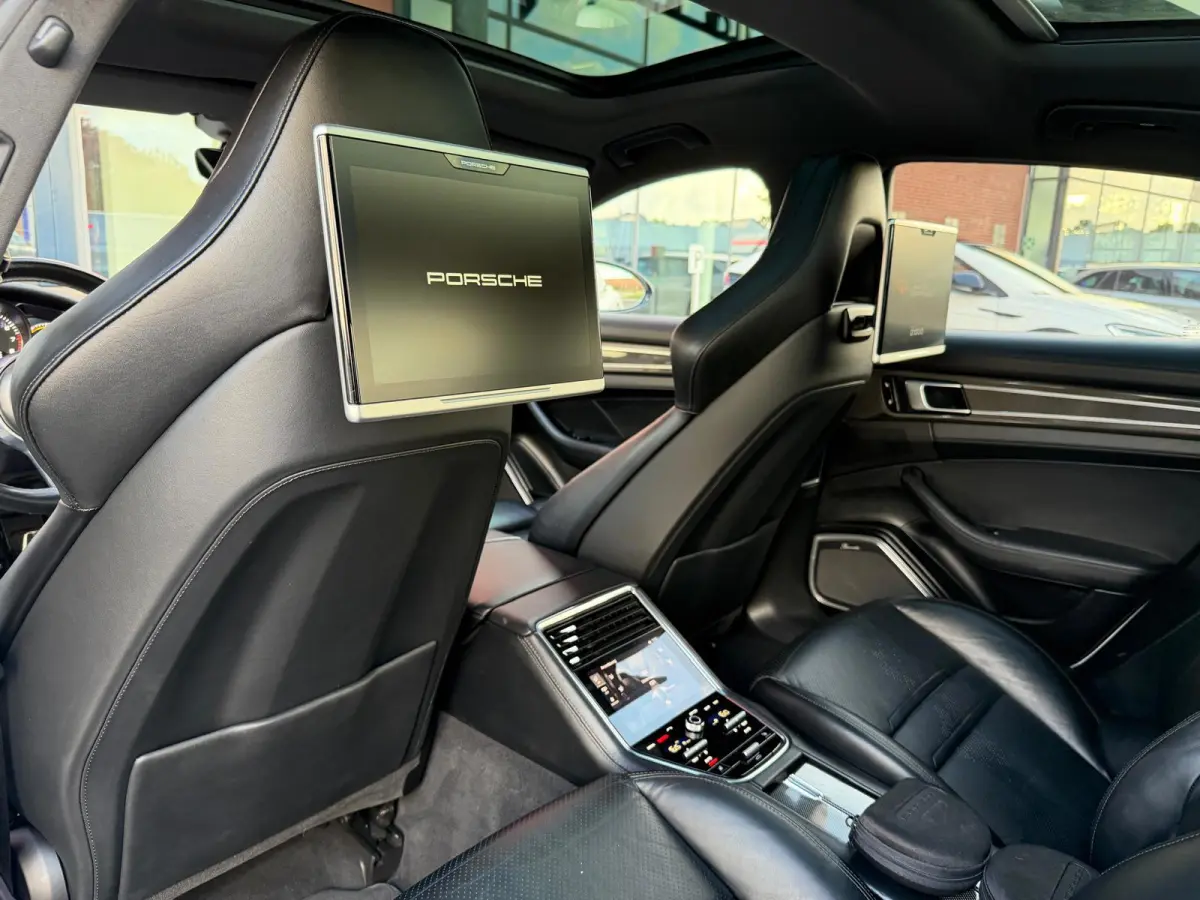 2.9 4 E-Hybrid | Pano | Burmester | Memory Seats | Keyless |