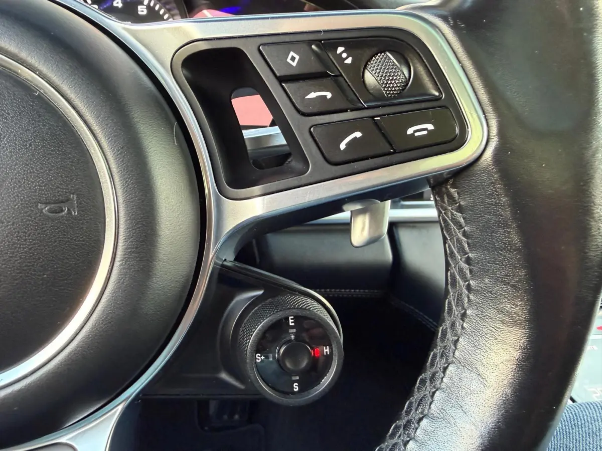 2.9 4 E-Hybrid | Pano | Burmester | Memory Seats | Keyless |