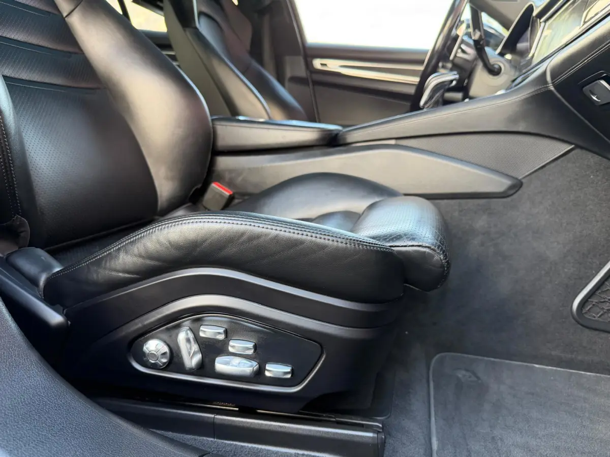 2.9 4 E-Hybrid | Pano | Burmester | Memory Seats | Keyless |
