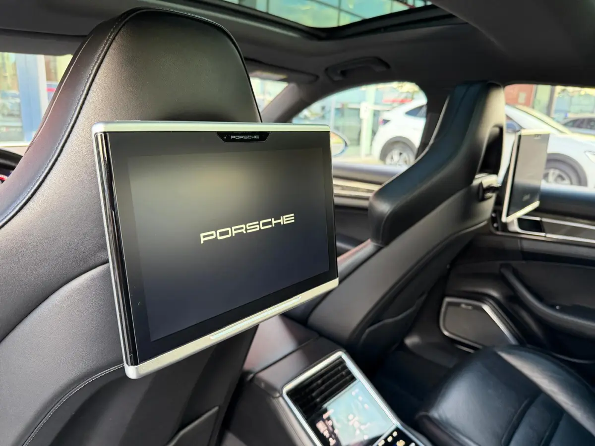 2.9 4 E-Hybrid | Pano | Burmester | Memory Seats | Keyless |