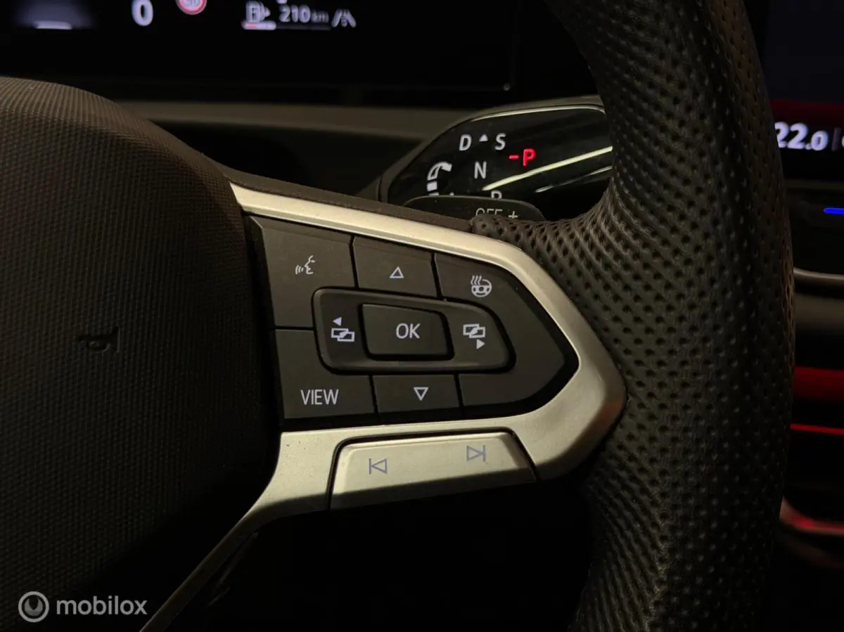 1.5 eTSI 3x R-Line Panorama/Keyless/HUD/H&K/Trekhaak