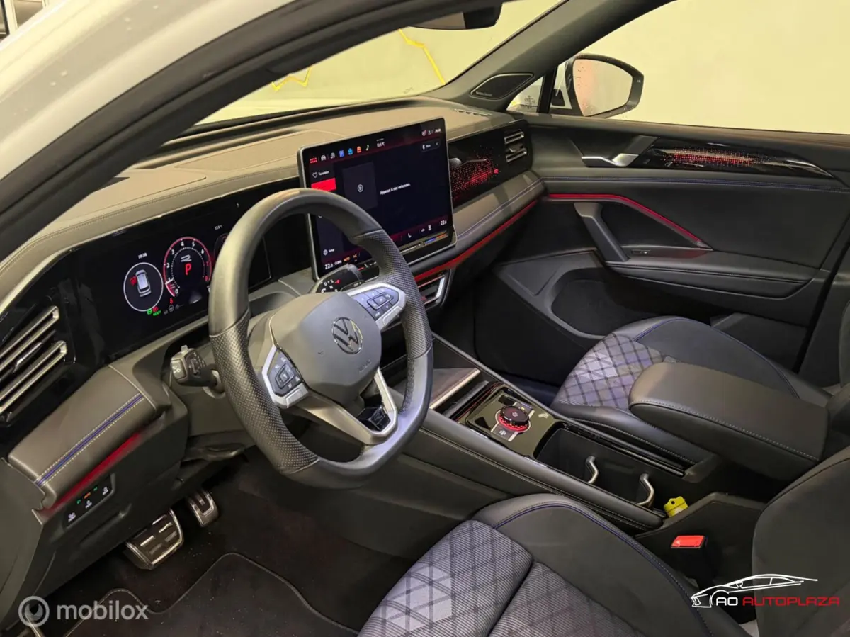 1.5 eTSI 3x R-Line Panorama/Keyless/HUD/H&K/Trekhaak