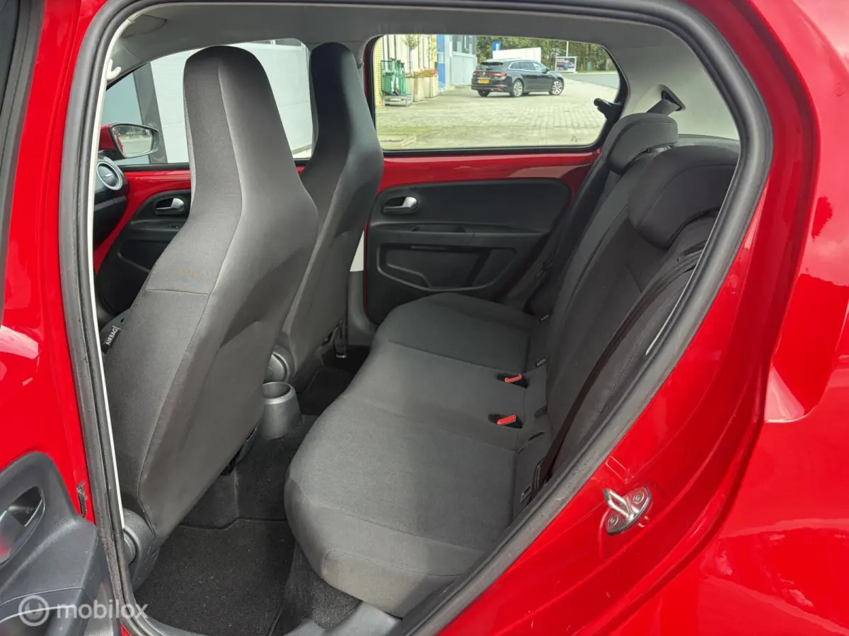 Up! 1.0 BMT Move Airco Navi Bluetooth