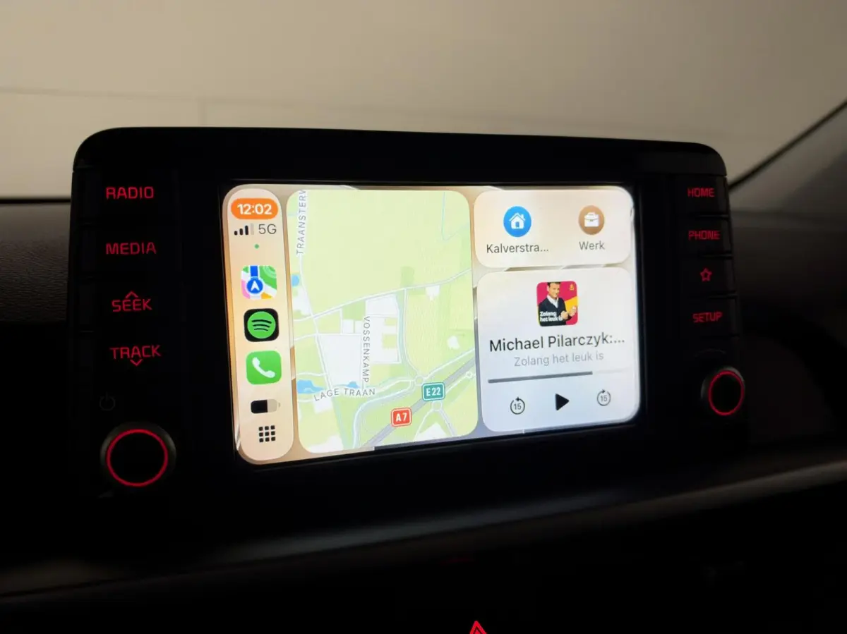 1.0 MPi ComfortPlusLine Carplay Camera CC AC
